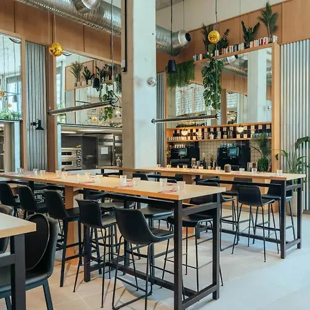 Jost Centre St Roch Hotel