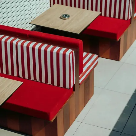 Jost Hotel Montpellier Centre St Roch 3*