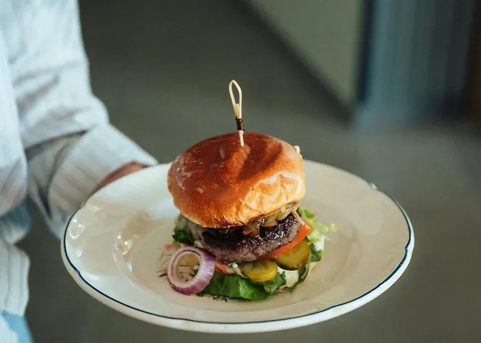 Jost Centre St Roch Hotel 3*