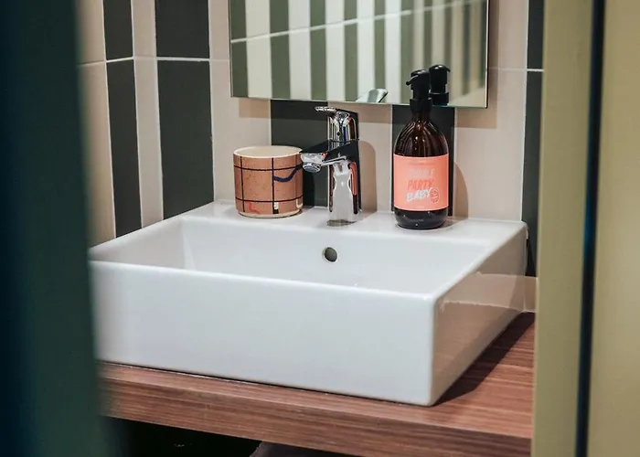 Hotel Jost Centre St Roch Montpellier